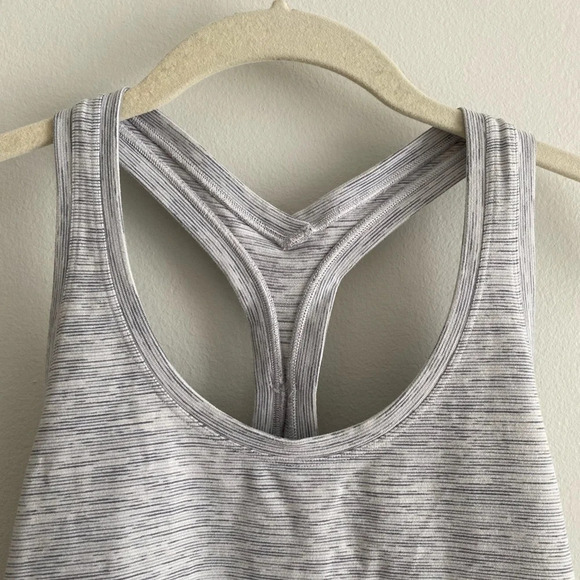 LULULEMON Cool Racerback II Wee Are From Space Nimbus Battleship Size 6-8 - Picture 6 of 15